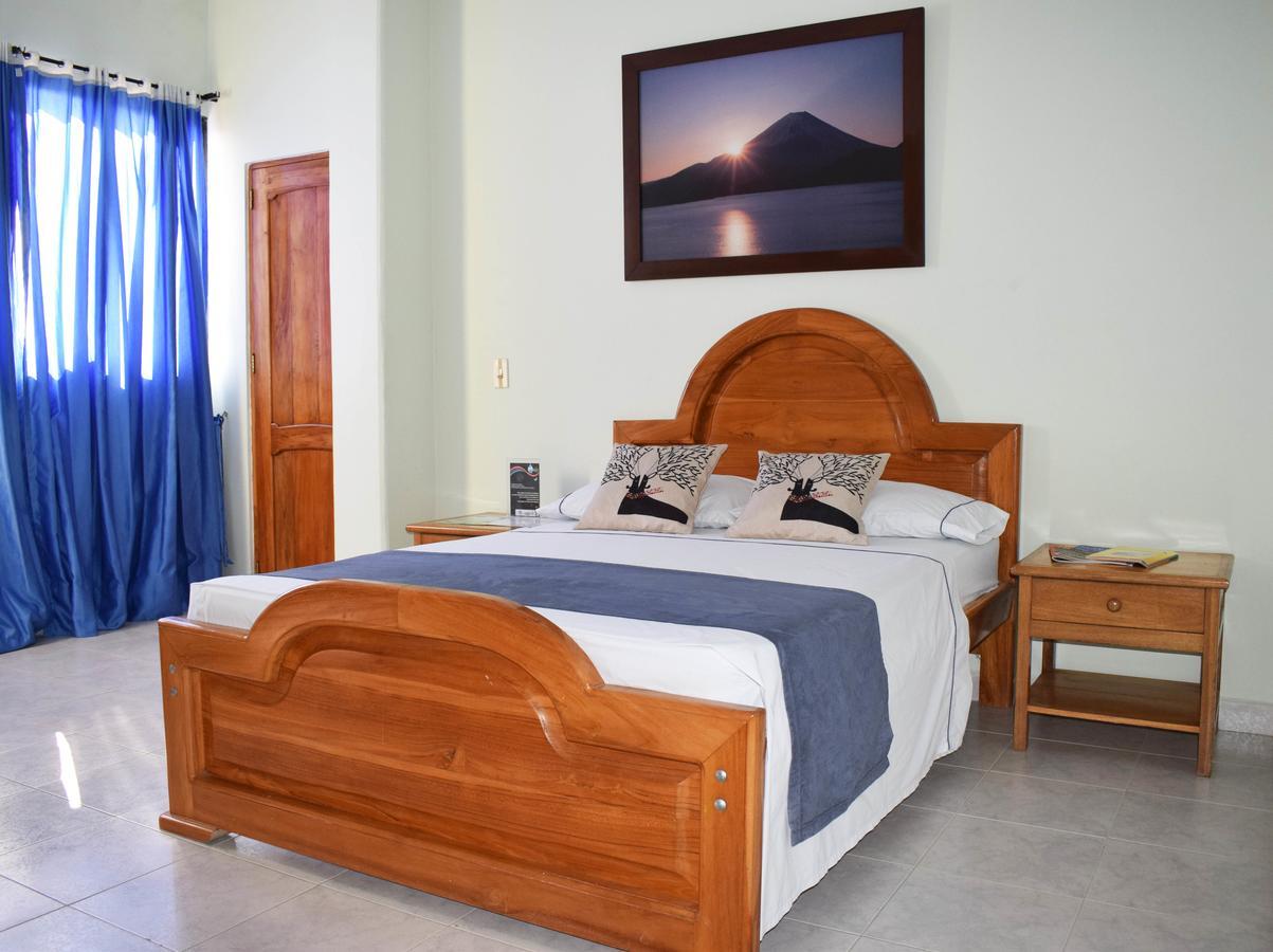 Hotel Punta De Aguila Necoclí Exteriör bild